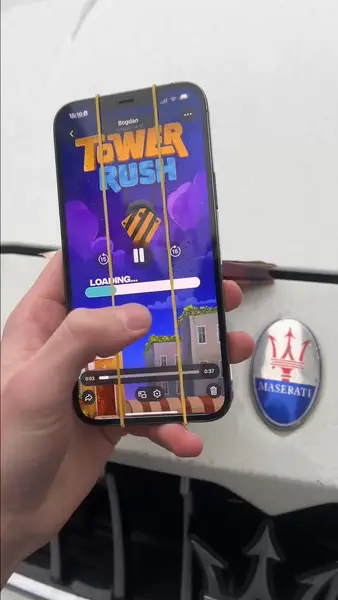 Кадр рекламы Tower Stack