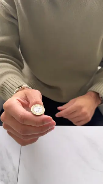 Кадр рекламы The Watch Draws