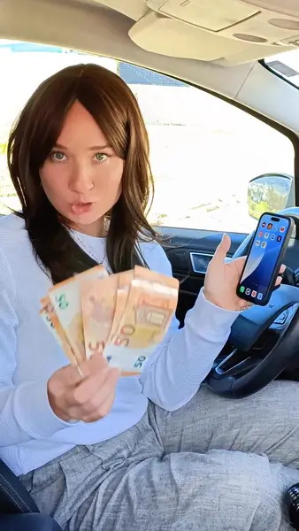 Кадр рекламы Happy Chicko Road