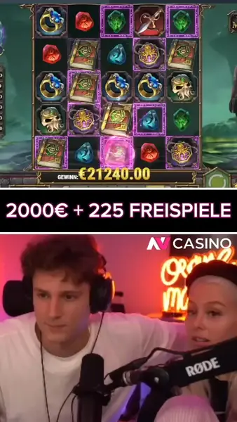 Кадр рекламы Casino Chronicle