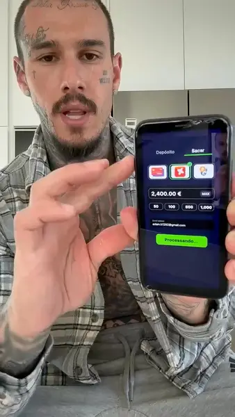 Кадр рекламы Maxi AppGo