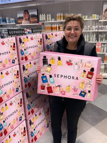 Кадр рекламы Mini Profumi