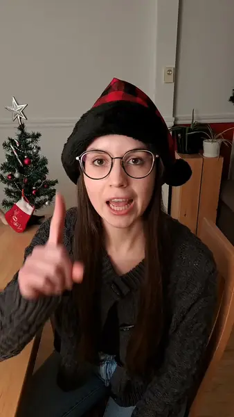 Кадр рекламы Ferriola Maines Nicole