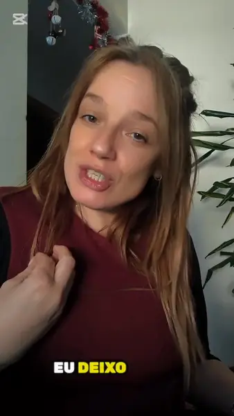 Кадр рекламы Ryan Augustynowicz Anna