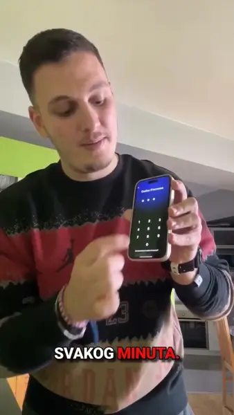 Кадр рекламы Blumm Hernandez Brooks