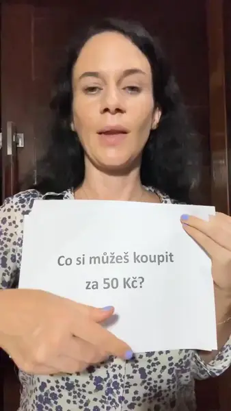 Кадр рекламы Tee tee