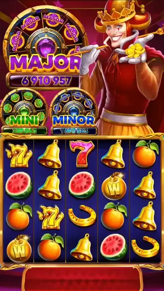 Кадр рекламы Royal Slot
