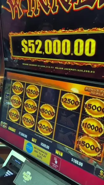 Кадр рекламы Online Casino