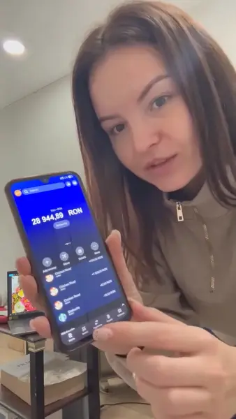 Кадр рекламы Crazy Ch1cken