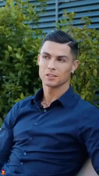 Кадр рекламы Chiken Road x100
