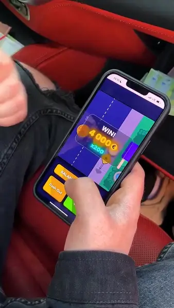 Кадр рекламы Chicken Gold x300