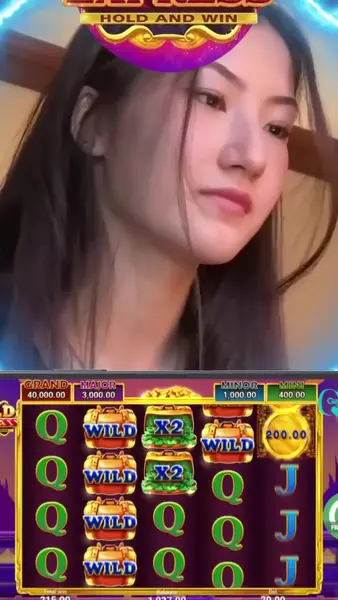 Кадр рекламы Top slots