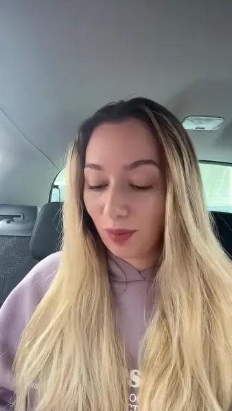 Кадр рекламы Nicole Hayes