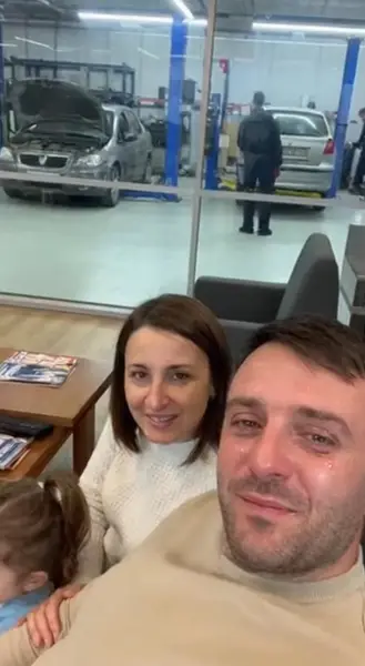 Кадр рекламы Hot Road Vibes