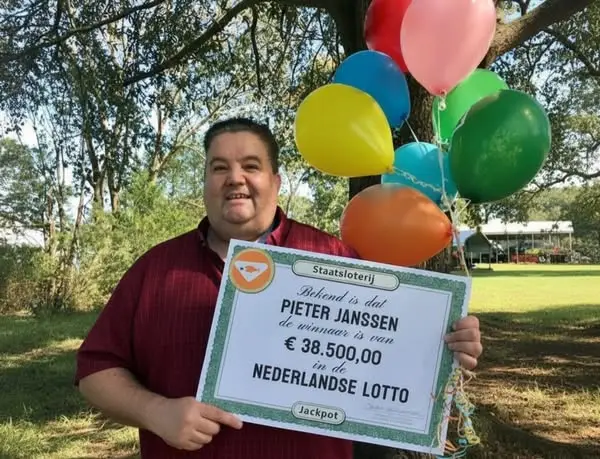 Кадр рекламы Pieter Janssen