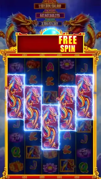 Кадр рекламы Golden Spins