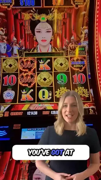 Кадр рекламы Online Slots UK