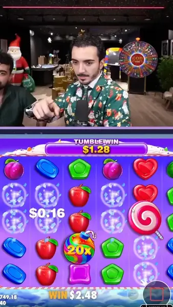 Кадр рекламы Cash Crazy