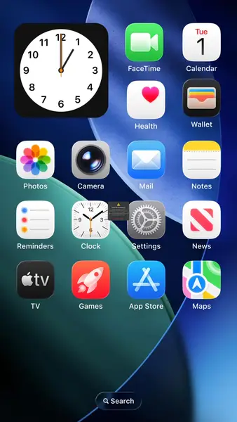 Кадр рекламы Phone Cleaner
