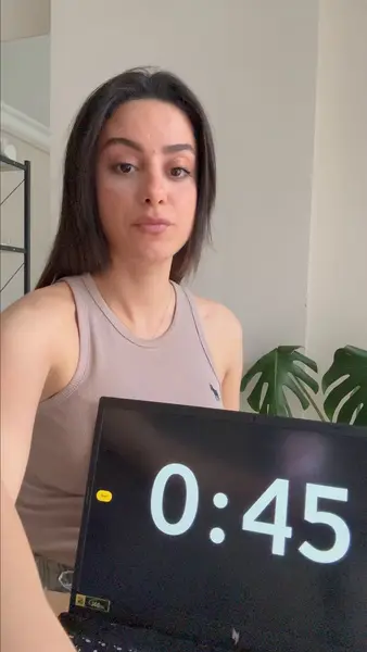 Кадр рекламы Sofia Weber