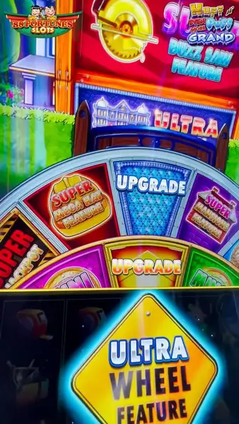 Кадр рекламы Royal Slots