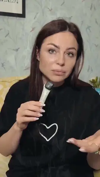 Кадр рекламы Glasser Brady Teri