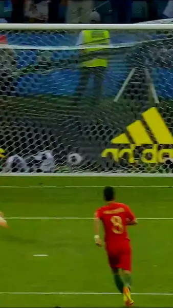 Кадр рекламы OverGoal AI