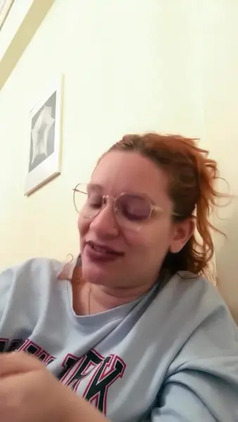 Кадр рекламы Tee tee