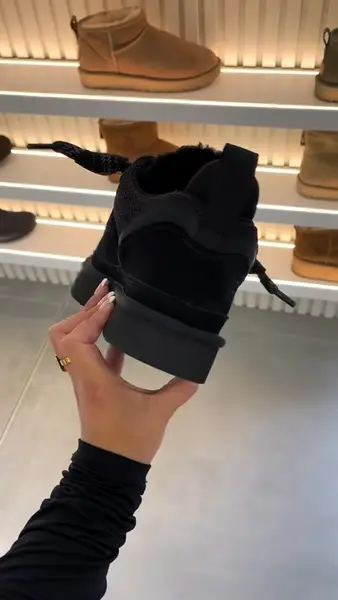 Кадр рекламы Ugg Store It