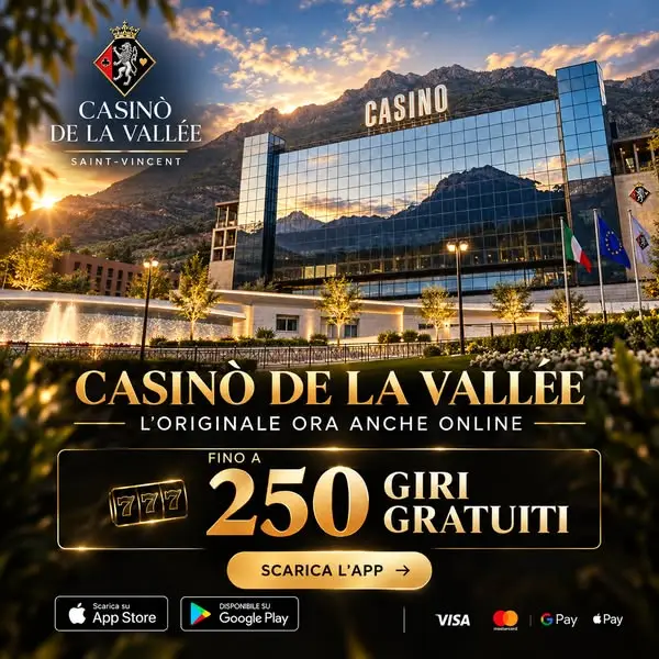 Кадр рекламы Royal Cash