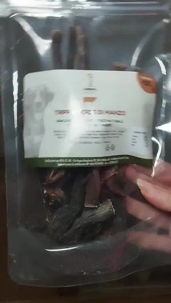 Кадр рекламы Animal Instinct
