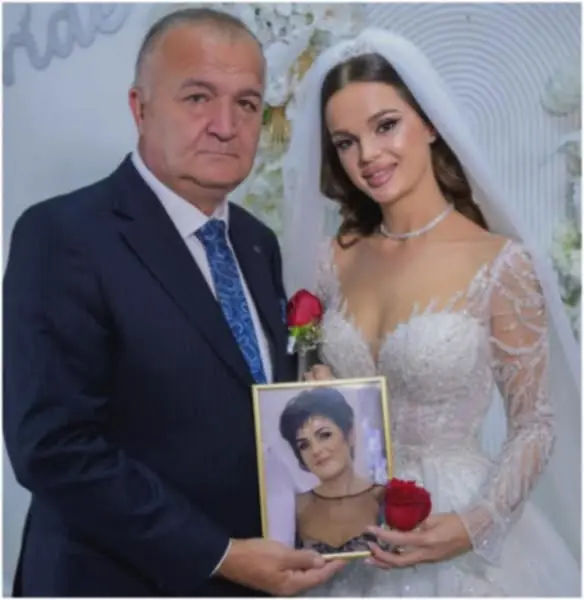 Кадр рекламы Laura Bērziņa