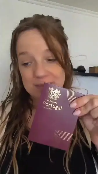Кадр рекламы Tori Emma Ava