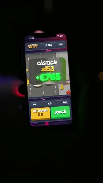 Кадр рекламы Chiсkеn Rоаd 2