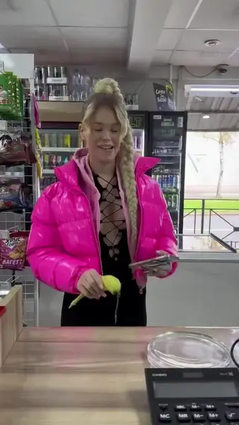 Кадр рекламы Road of Luck