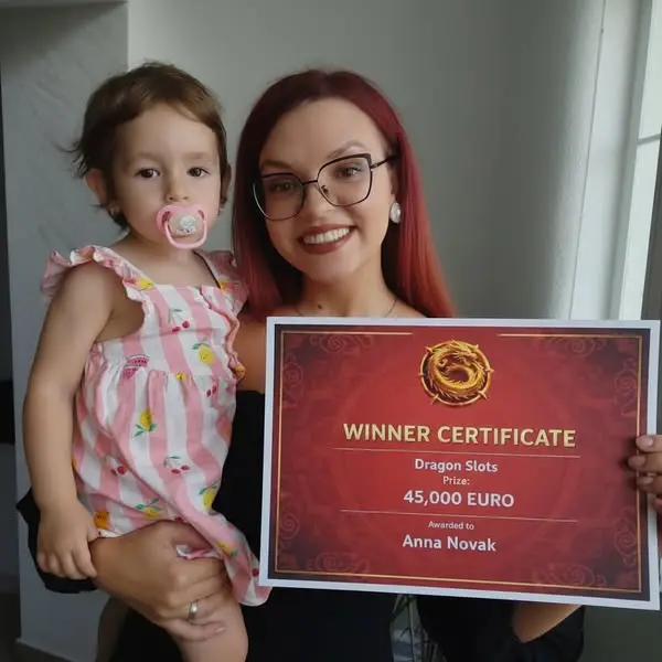 Кадр рекламы Anna Novak